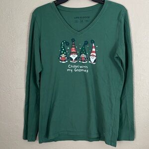 Life is Good Women’s Gnome Holiday Long Sleeve Crusher V-Neck Tee Green Medium